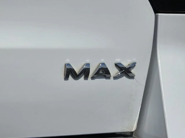 Certified Used 2022 Oxford White Ford Limited image 40