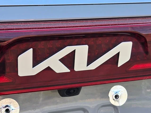 Used 2024 White Kia SX Prestige image 18