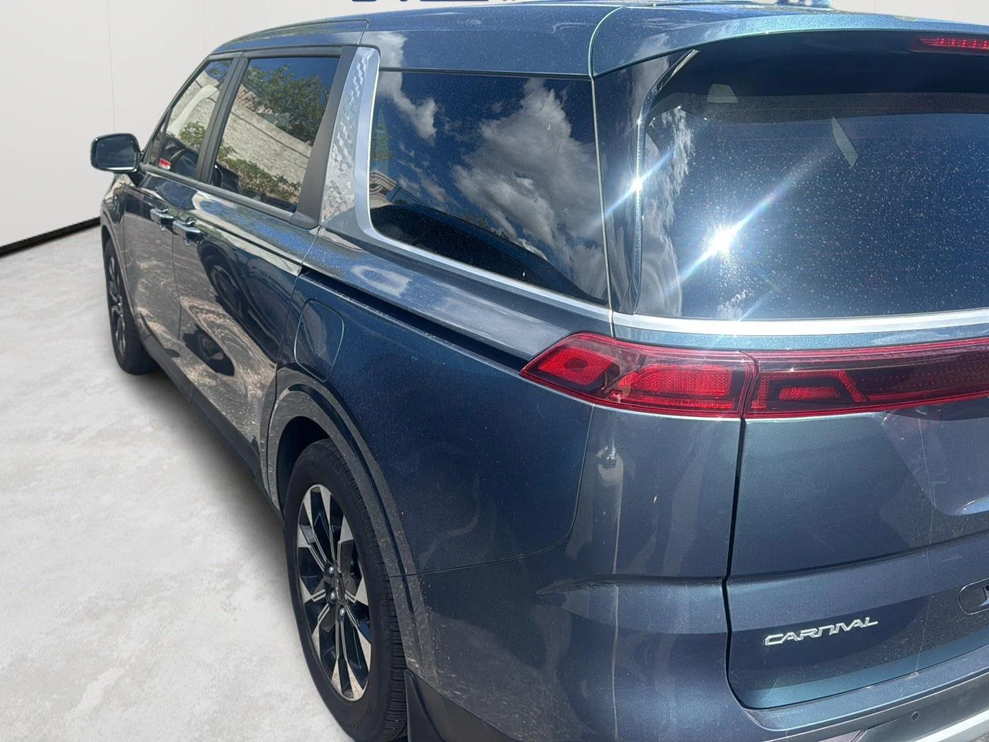 Used 2024 Astra Blue Kia EX image 7