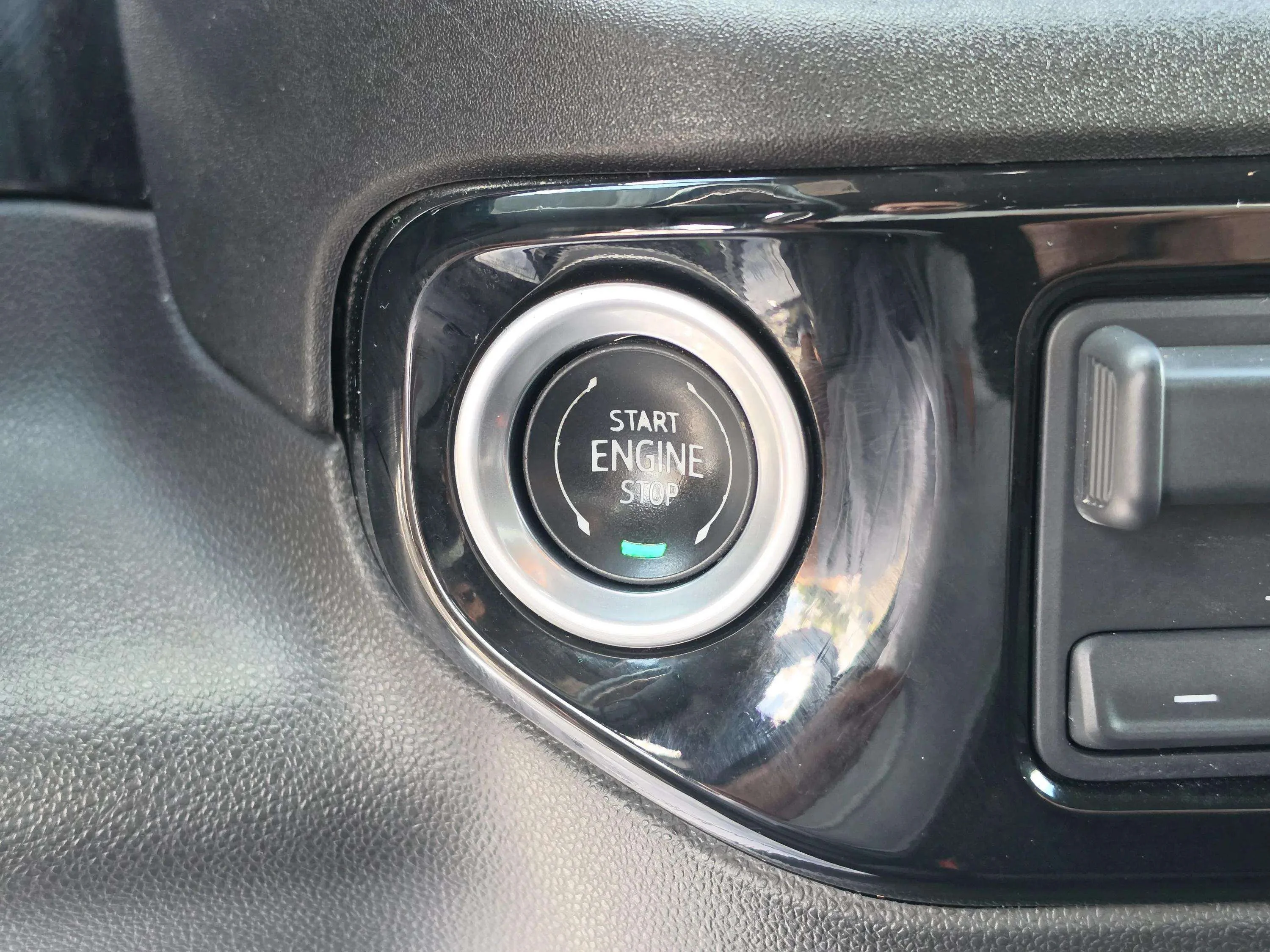 Used 2025 Black Chevrolet LT image 37