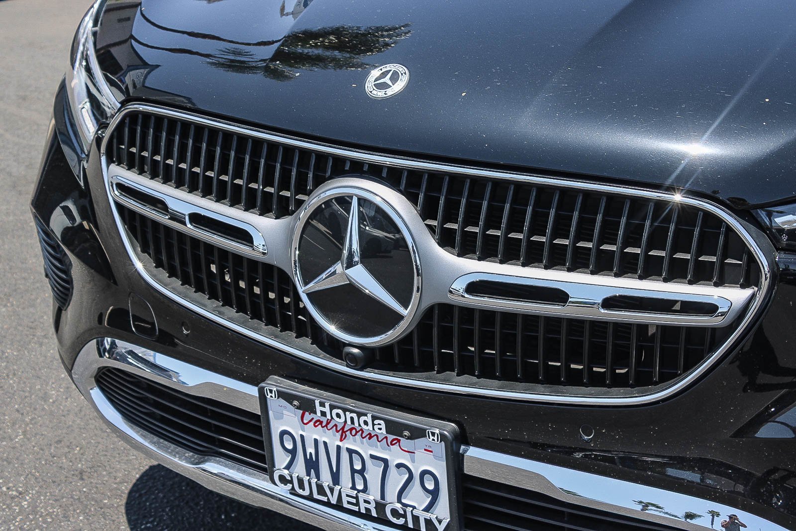 Used 2025  Mercedes-Benz GLC 300 image 5