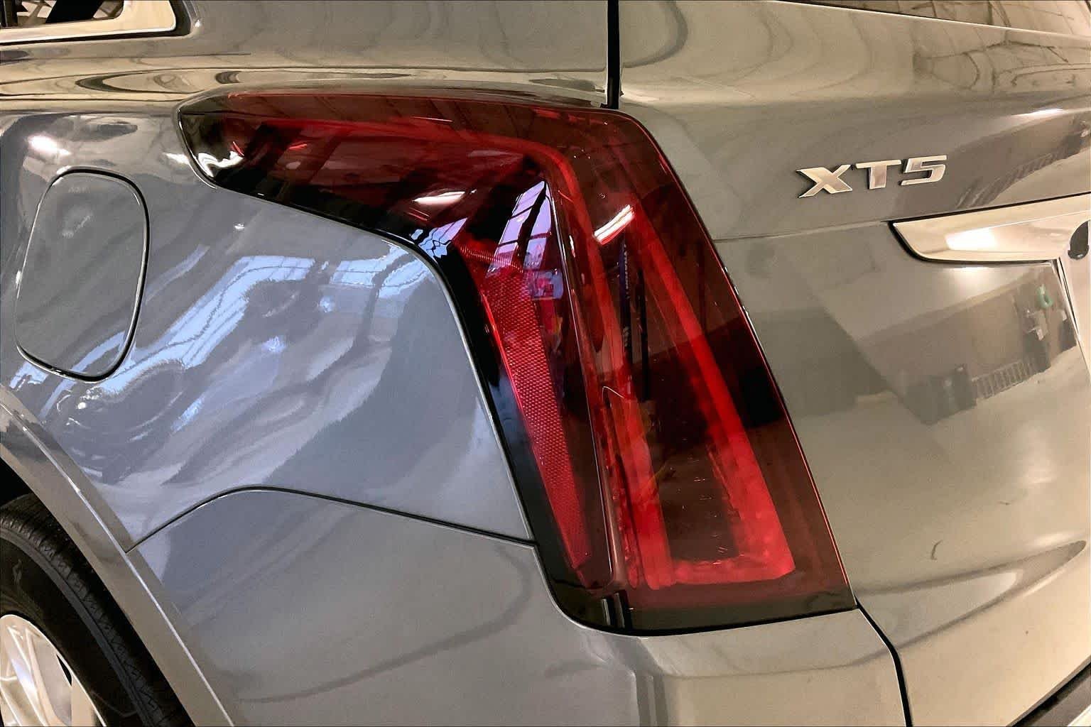 Used 2020 Satin Steel Metallic Cadillac Premium Luxury FWD image 26