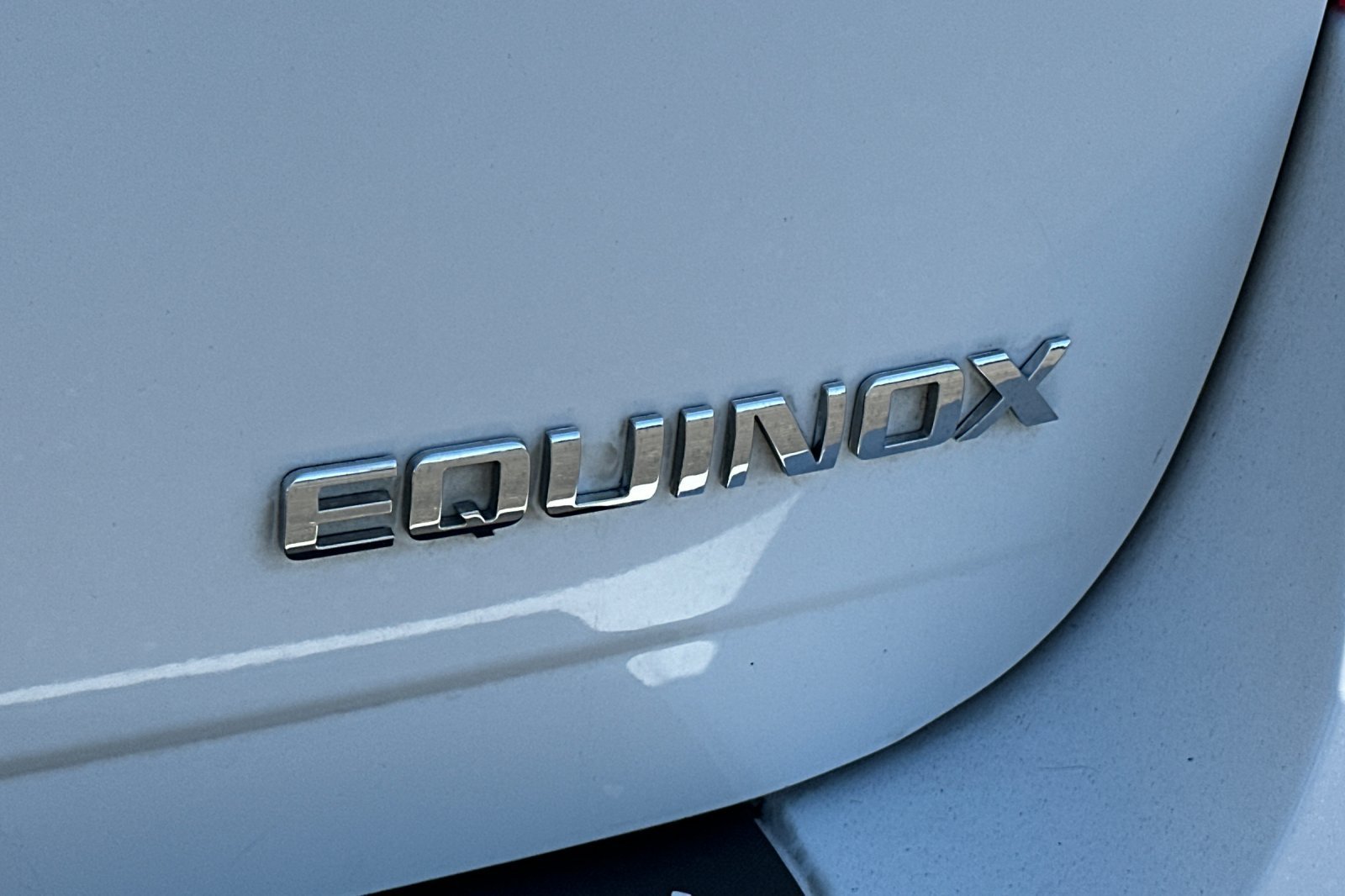 Used 2016 Summit White Chevrolet LS image 25