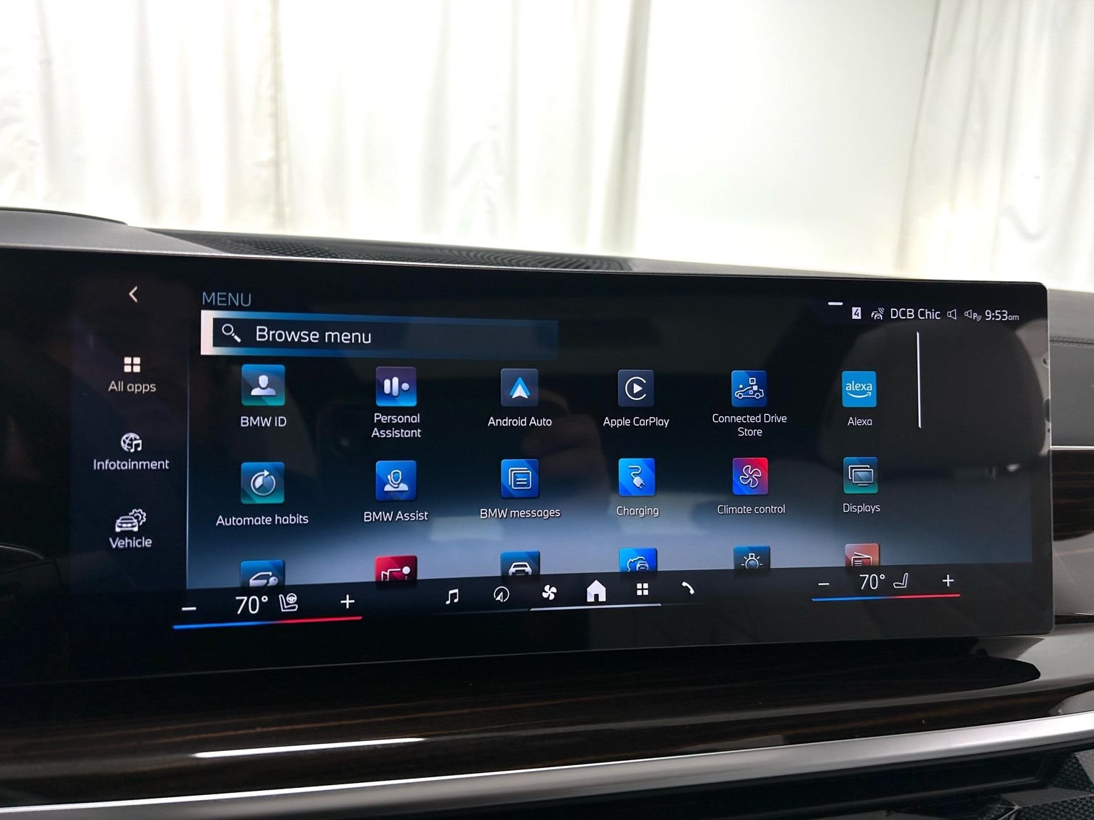 New 2026 Manhattan Green Metallic BMW xDrive50e image 25