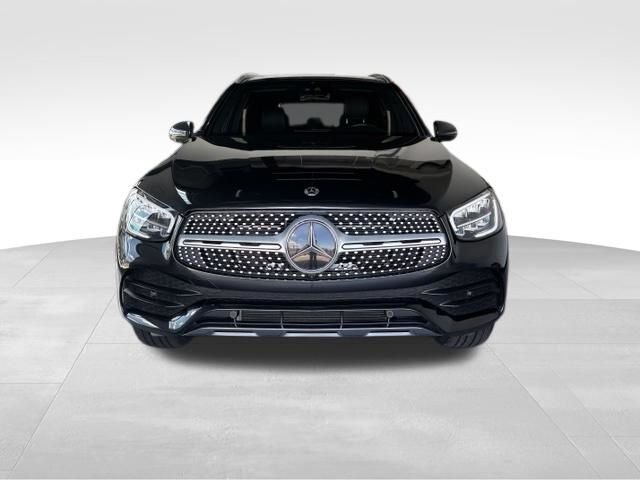 Certified Used 2022 Gray Mercedes-Benz GLC 300 image 2