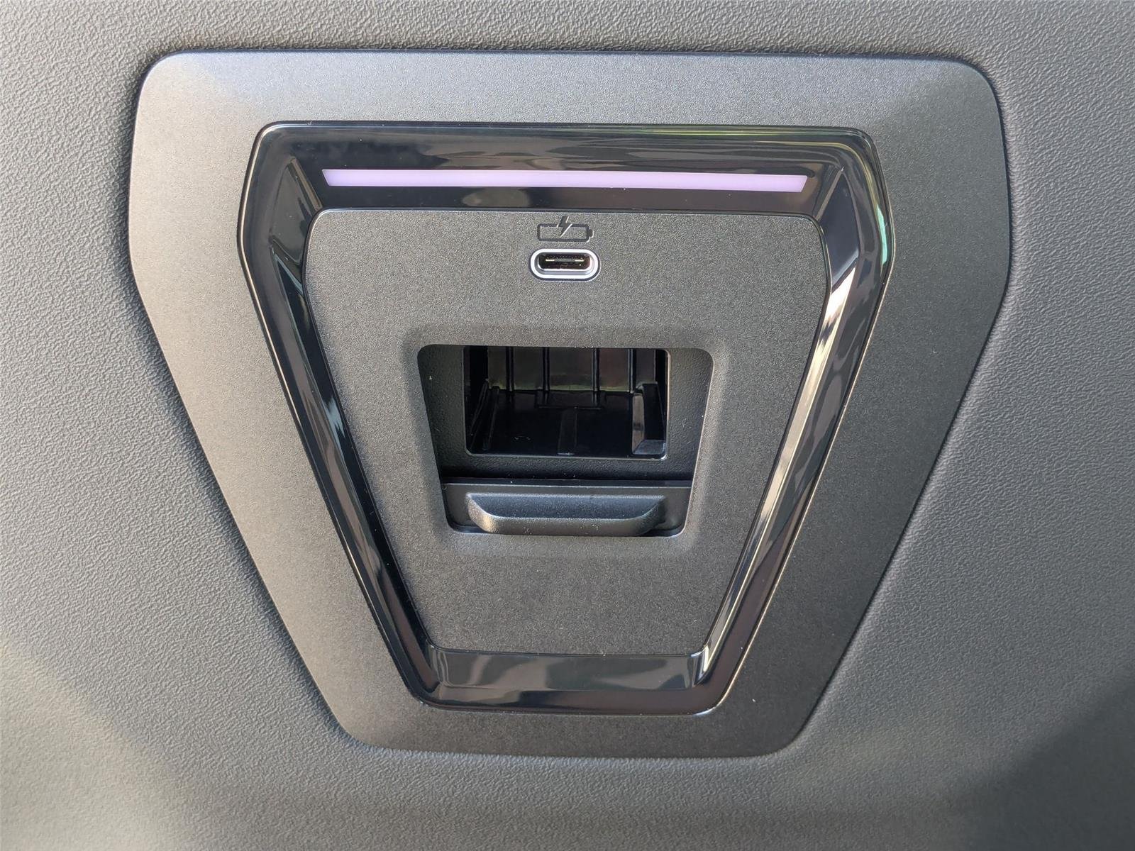New 2027 Black Sapphire Metallic BMW 530i xDrive image 26
