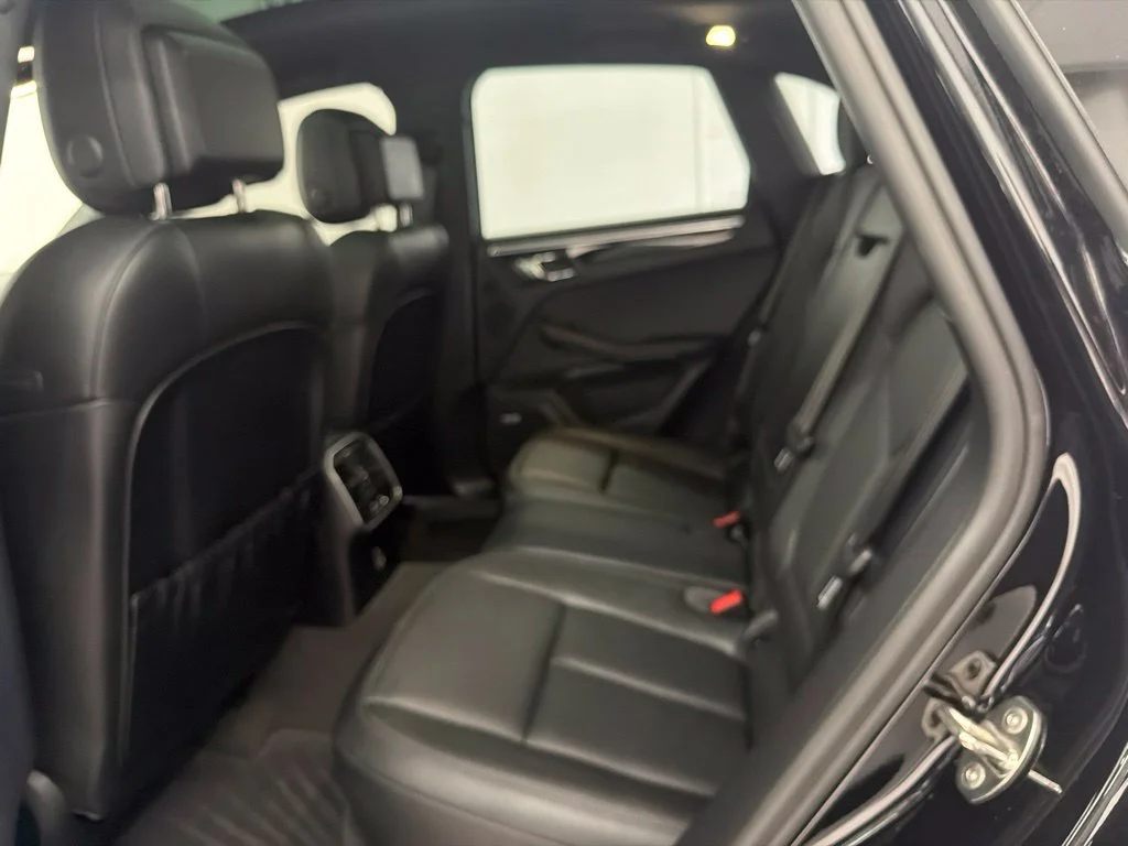 Used 2022 Black Porsche Base image 17