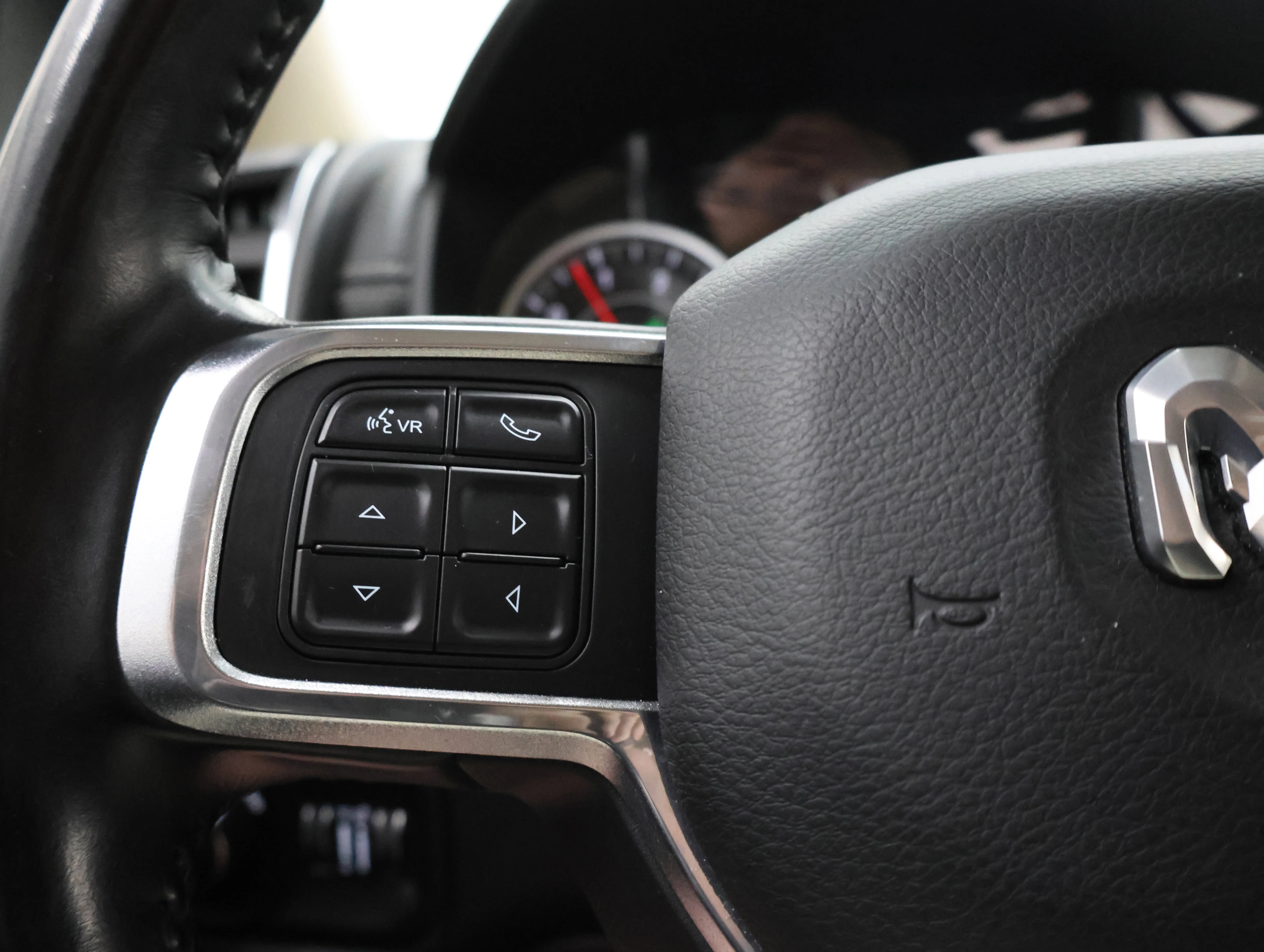 Used 2020 Bright White Clearcoat Ram Laramie image 15