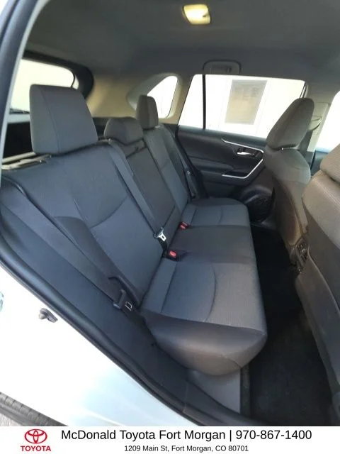 Used 2025 White Toyota XLE image 18