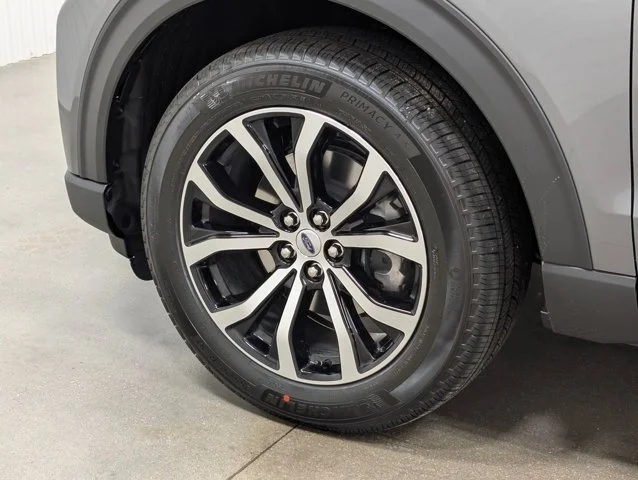 New 2026 Carbonized Gray Metallic Ford ST-Line image 30