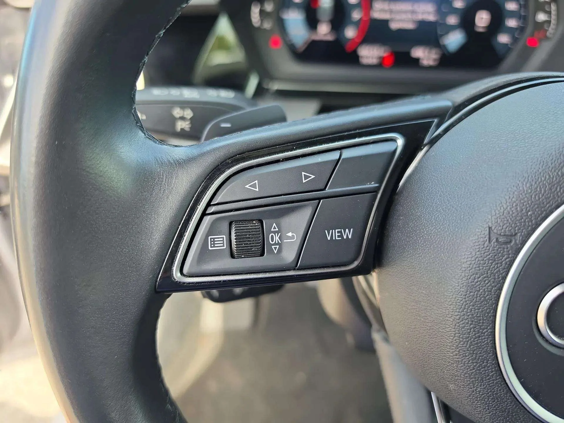 Used 2024 Florett Silver Metallic Audi Premium image 26