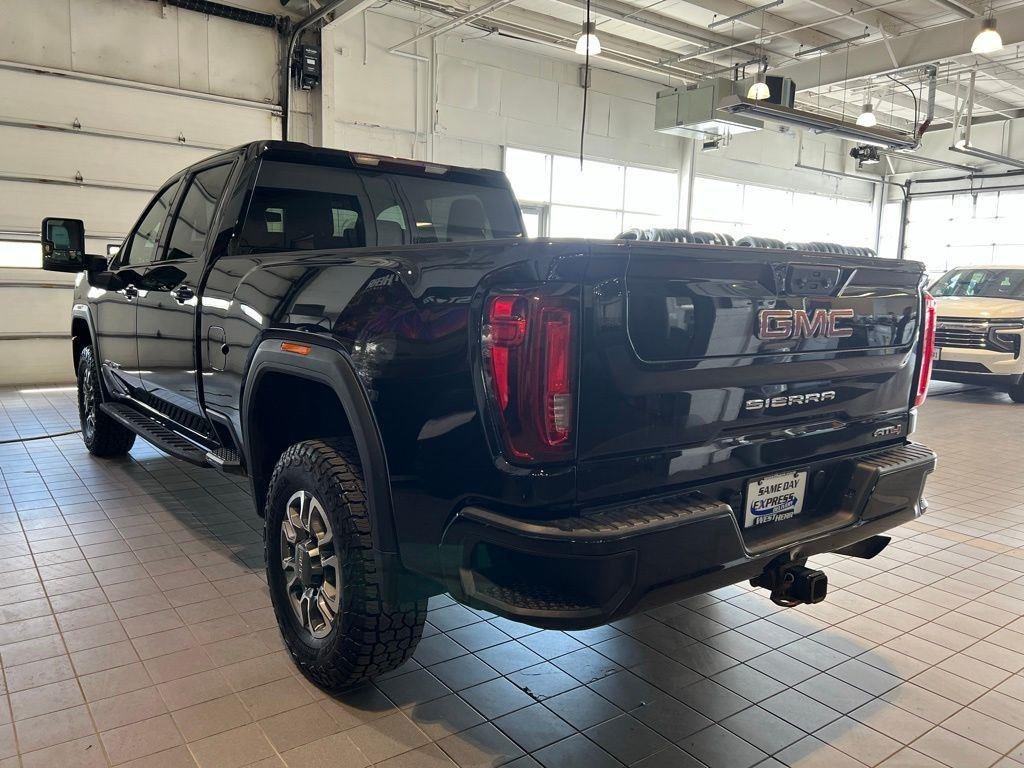 Used 2022 Ebony Twilight Metallic GMC AT4 image 6