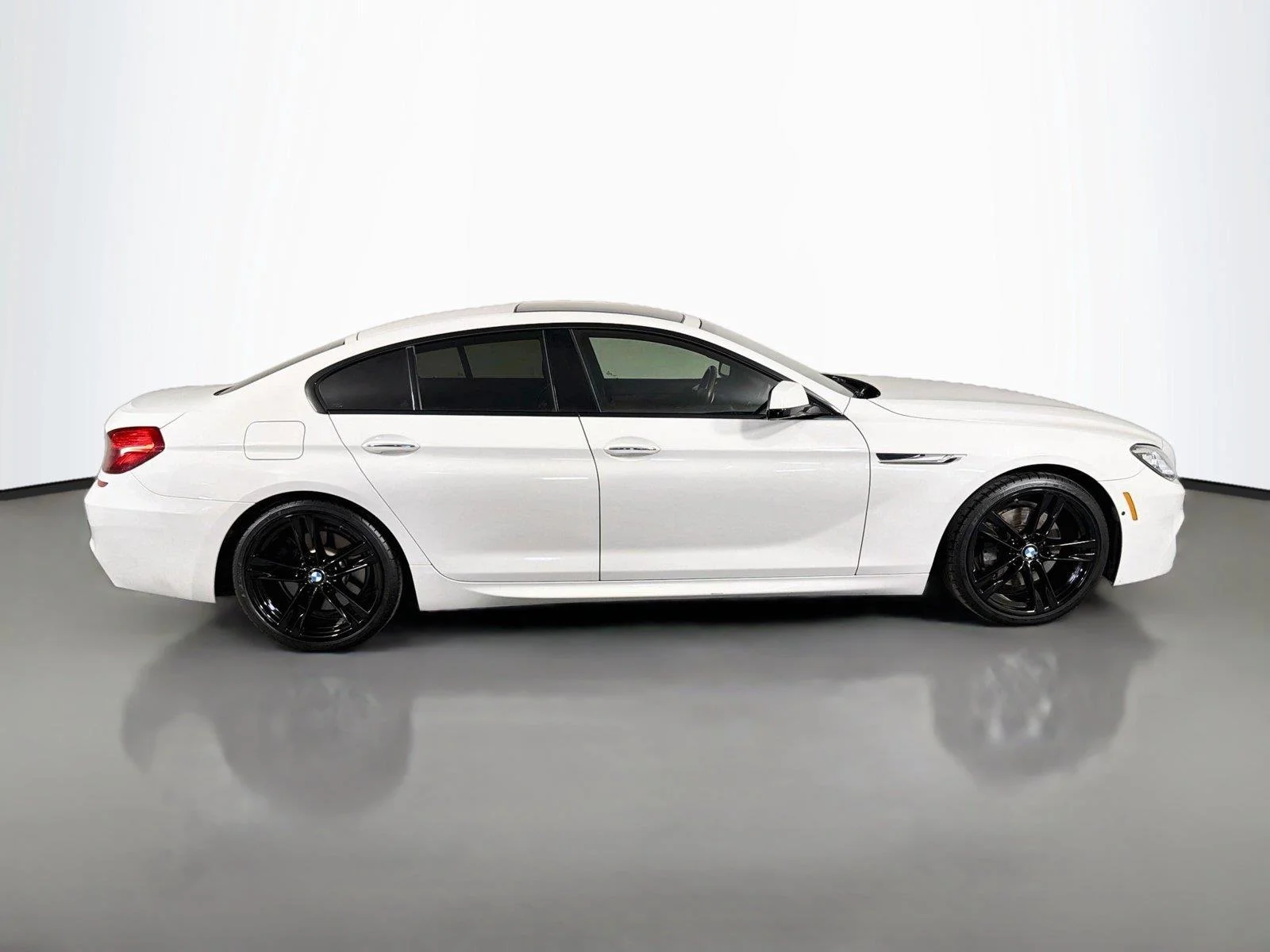 Used 2014 Mineral White Metallic BMW 650i image 5