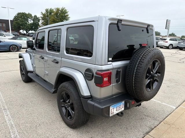 Used 2021 Billet Silver Metallic Clearcoat Jeep Unlimited Sahara Altitude image 10