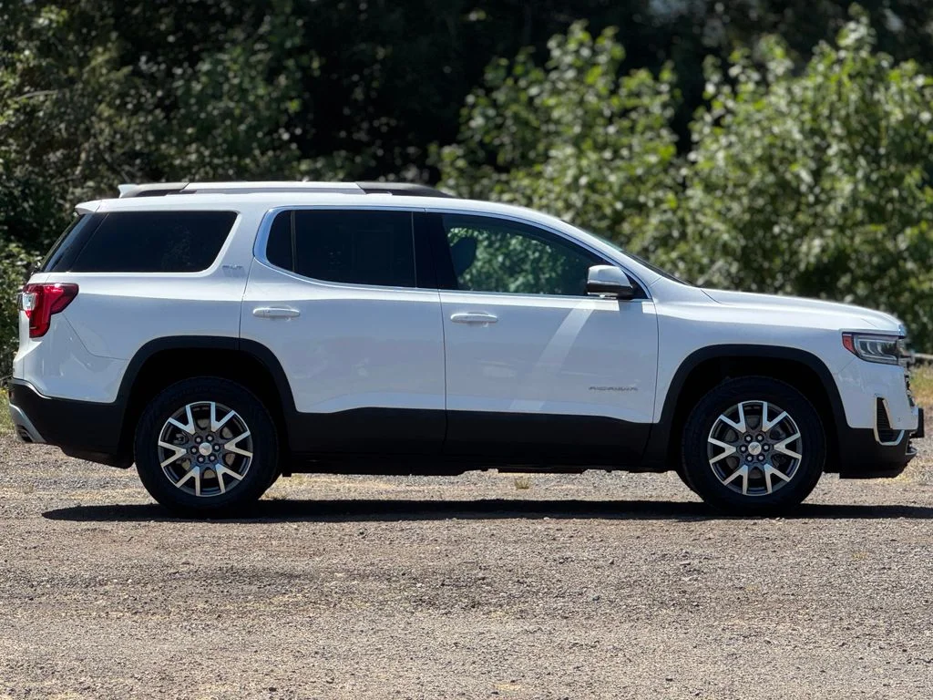 Used 2023 Summit White GMC SLT image 8
