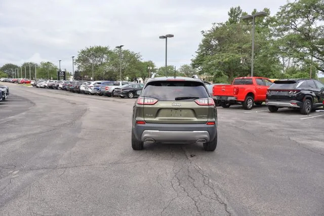 Used 2020 Green Jeep Limited image 6