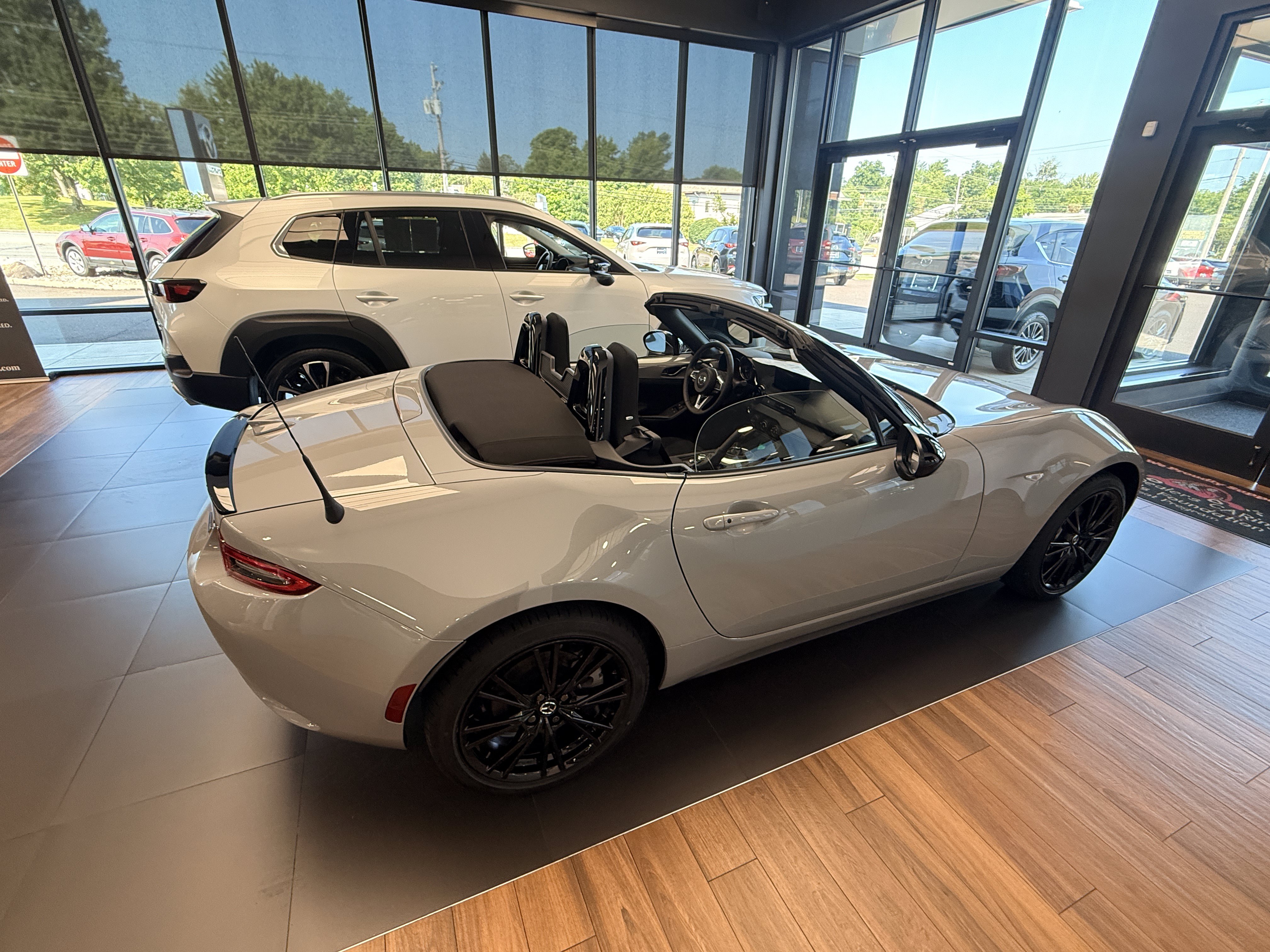 New 2026 Aero Gray Metallic Mazda Club image 11