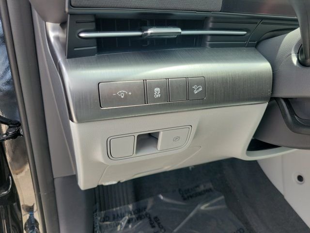 2025 Hyundai Kona SEL - Photo 14