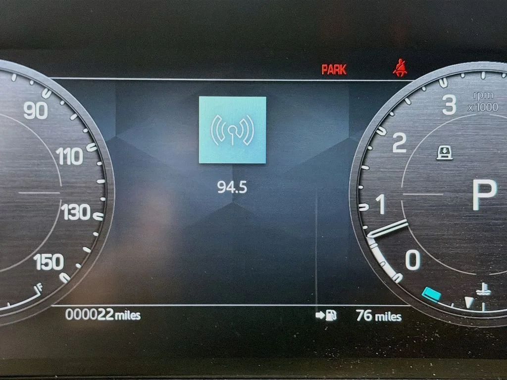 2026 Land Rover Defender X-Dynamic SE - Photo 12
