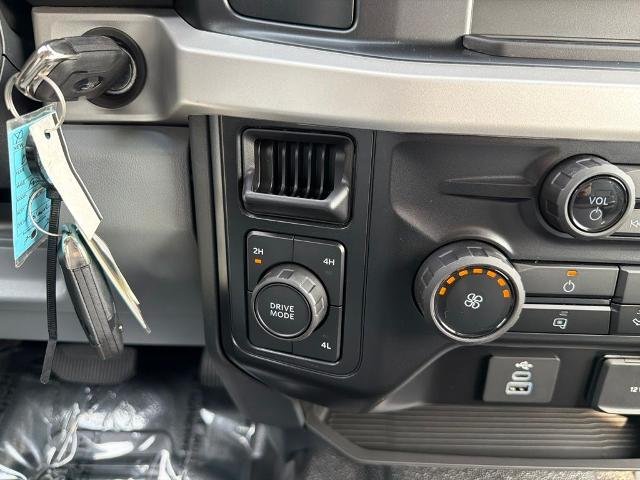 New 2026 Agate Black Metallic Ford F-350® XL image 31