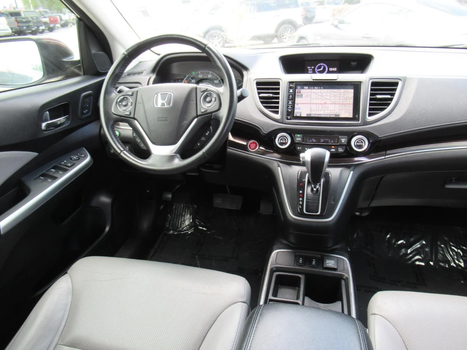 Used 2016 Burgundy Honda Touring image 13