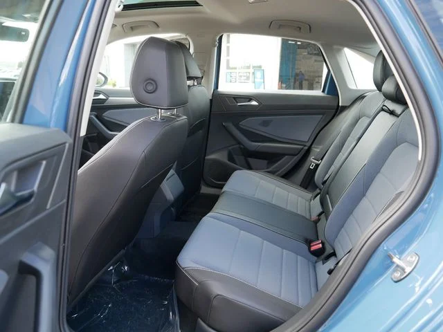New 2026 Blue Volkswagen 1.5T SE image 8