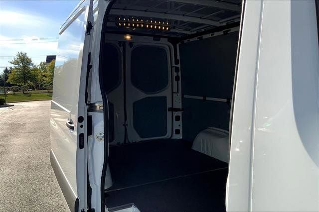 New 2026 Arctic White Mercedes-Benz Cargo 144 WB image 19