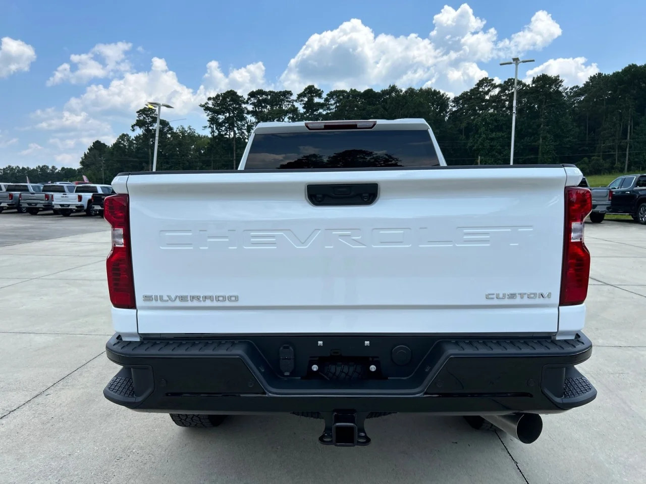 New 2026 Summit White Chevrolet Custom image 7