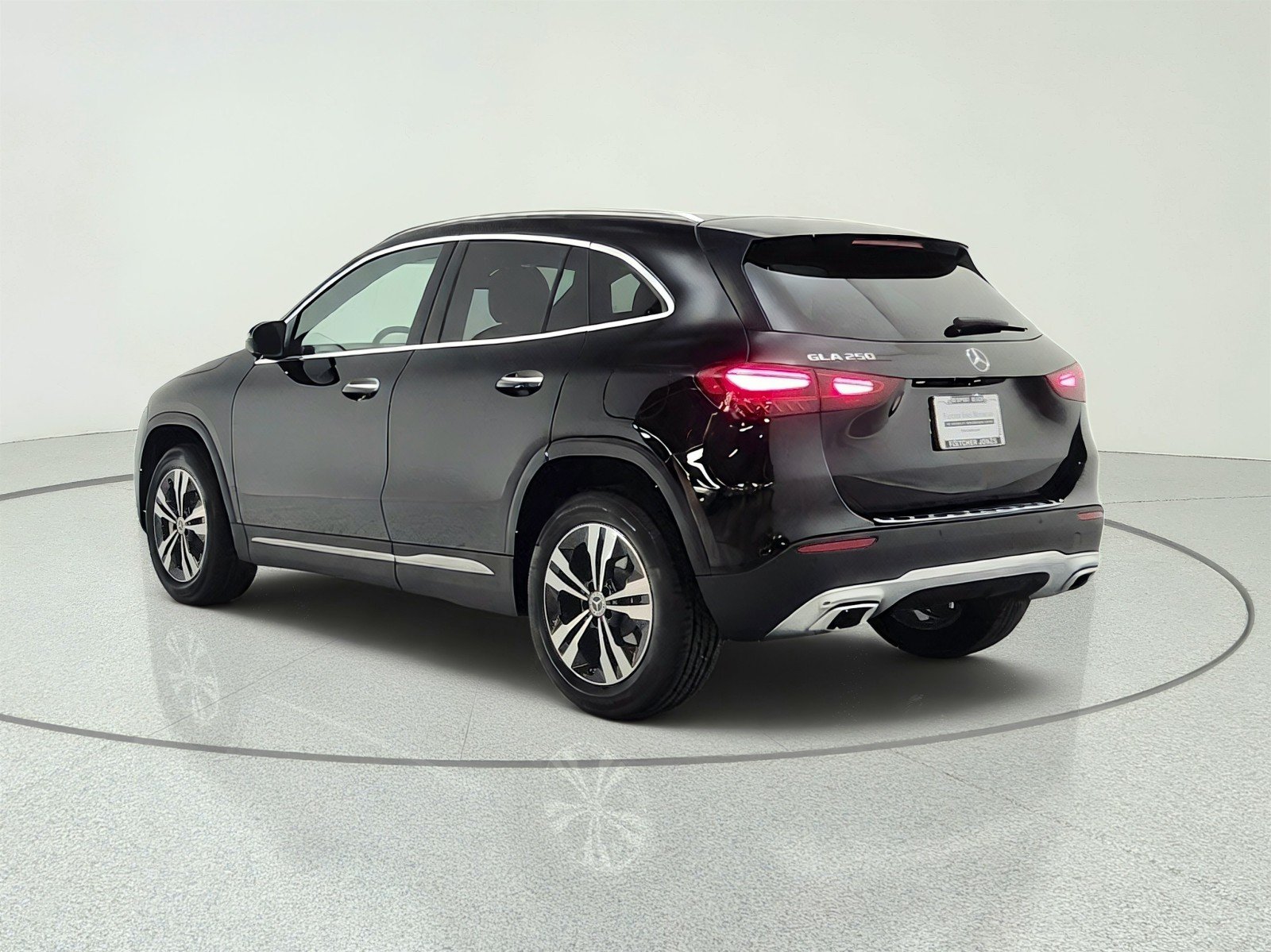 Certified Used 2026 Night Black Mercedes-Benz GLA 250 SUV image 7