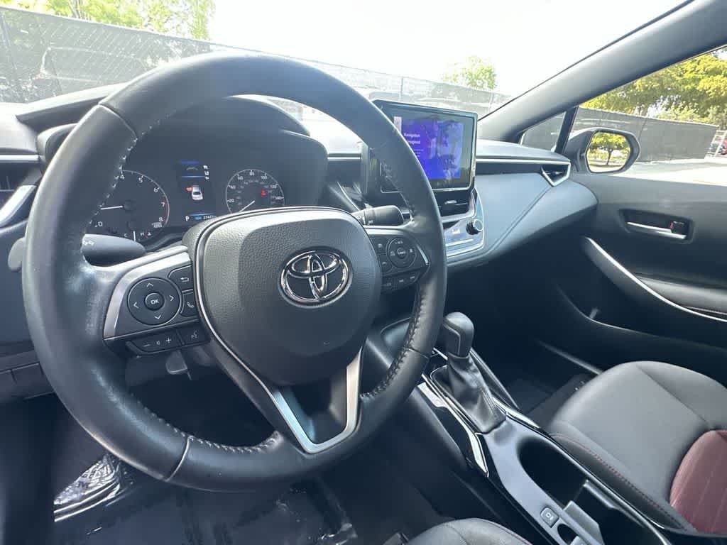 Used 2023 Wind Chill Pearl Toyota SE image 13