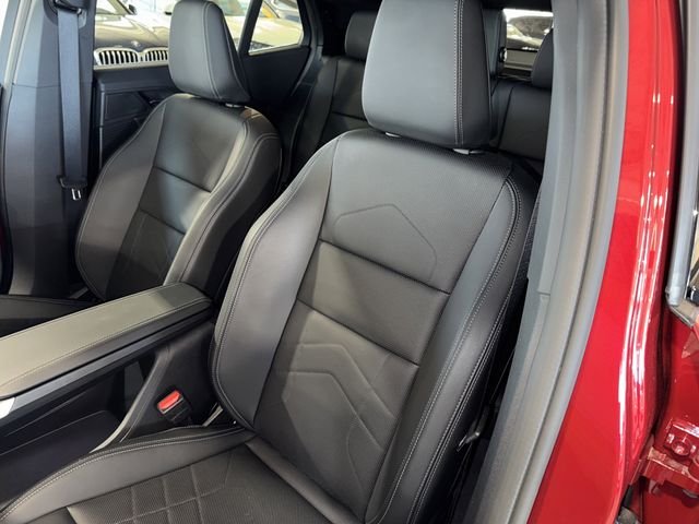 Certified Used 2025 Red Metallic BMW xDrive28i image 33