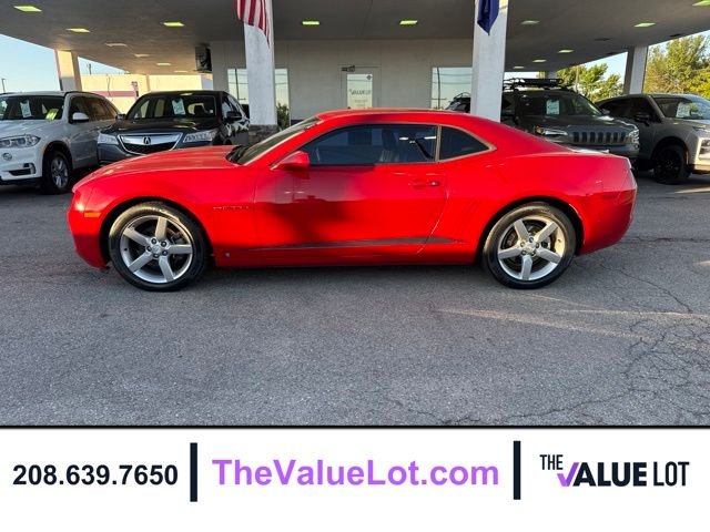 Used 2010 Red Chevrolet 2LT image 7