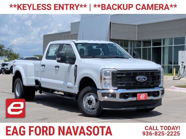 New 2026 Oxford White Ford F-350® XL image 46