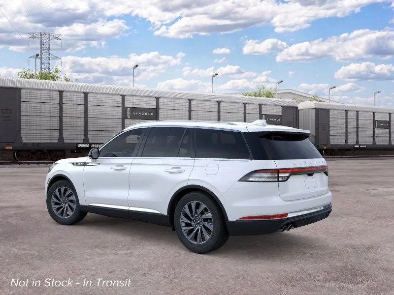 New 2026 Pristine White Metallic Tri-Coat Lincoln Premiere® image 4