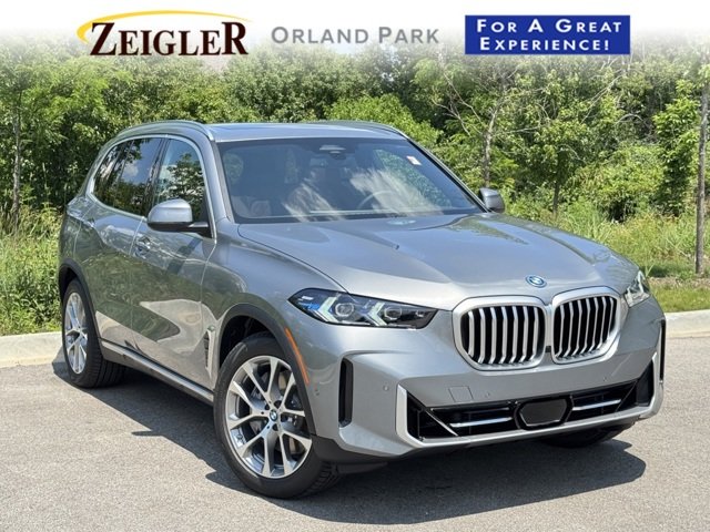 2026 BMW X5 xDrive50e's photo