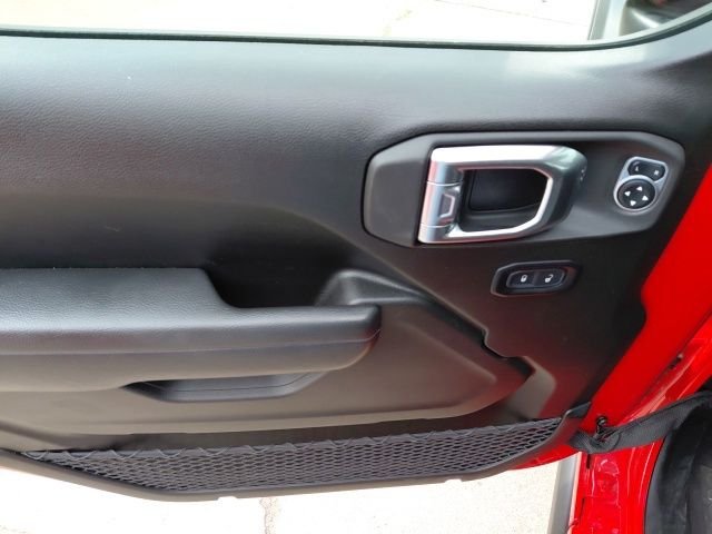 Used 2026 Red Clearcoat Jeep Rubicon image 26