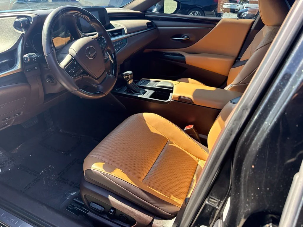 Used 2021 Black Lexus 350 image 3