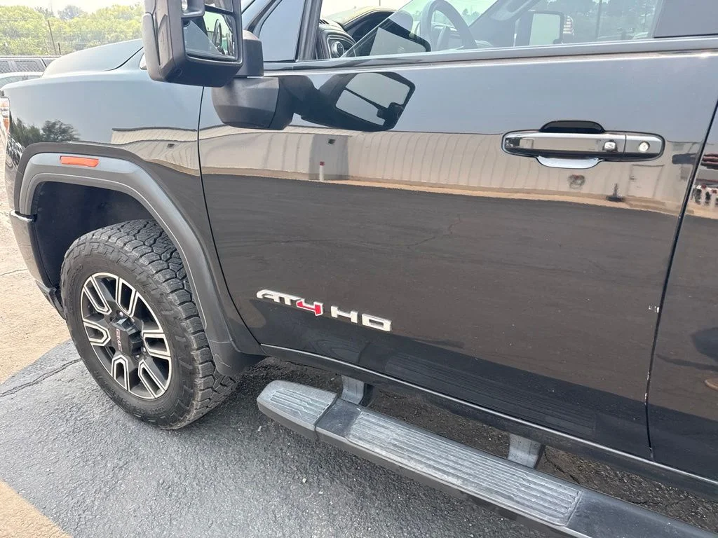 Used 2022 Onyx Black GMC AT4 image 15
