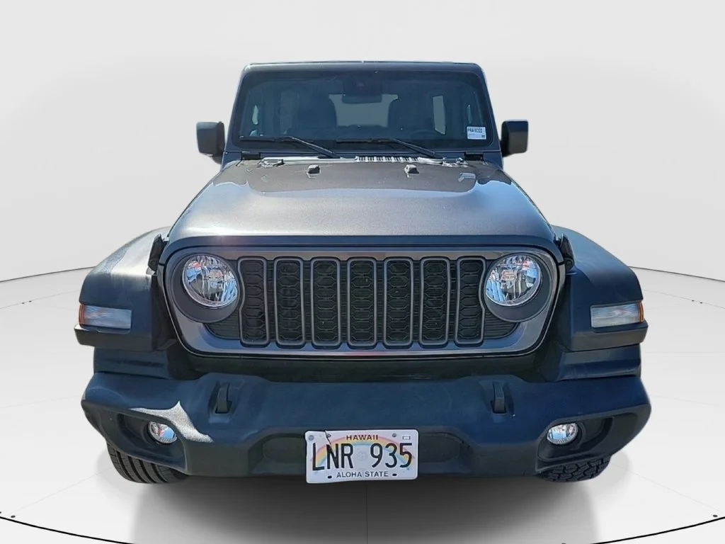 Used 2024 Gray Jeep Sport S image 2