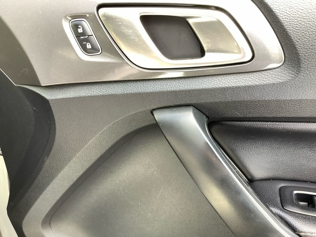 Used 2020 Silver Ford Lariat image 15