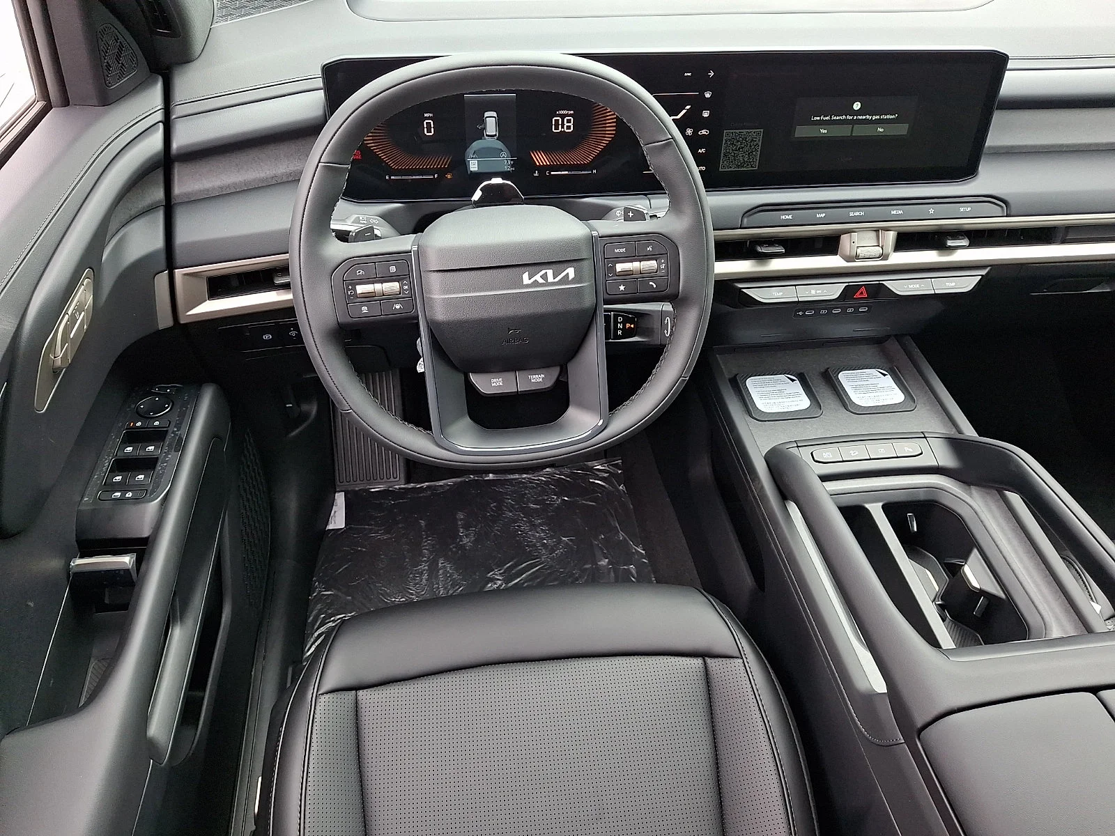 New 2027 Silver Kia S image 9
