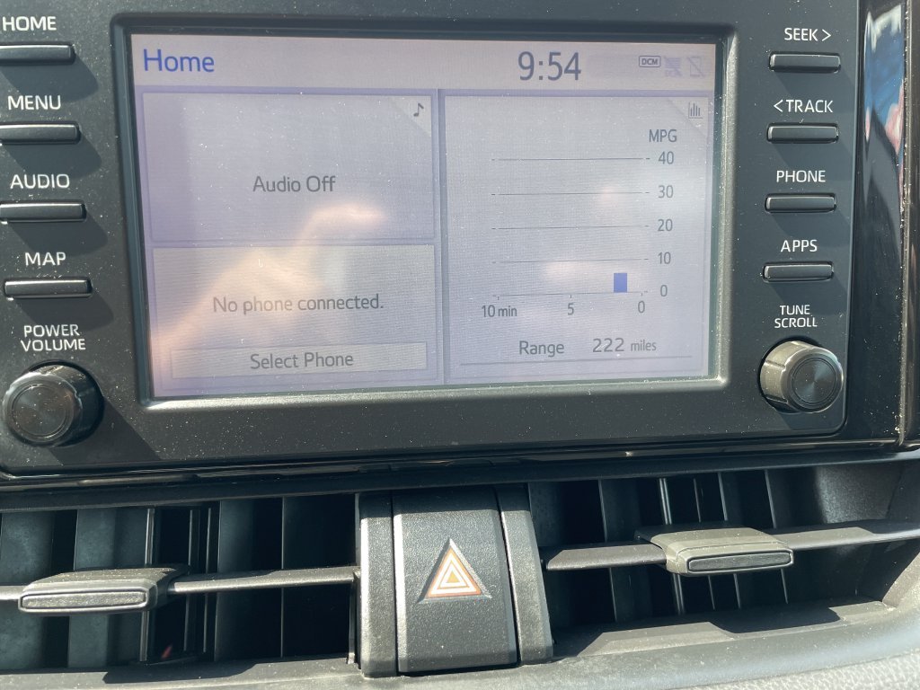 Used 2019 Silver Toyota XLE image 19
