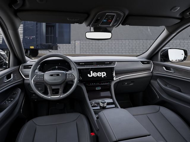 New 2026 Diamond Black Crystal Pearl-Coat Exterior Paint Jeep Limited image 15