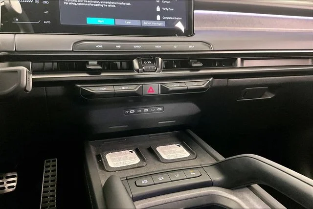 New 2027 Brown Kia X-Line SX image 7