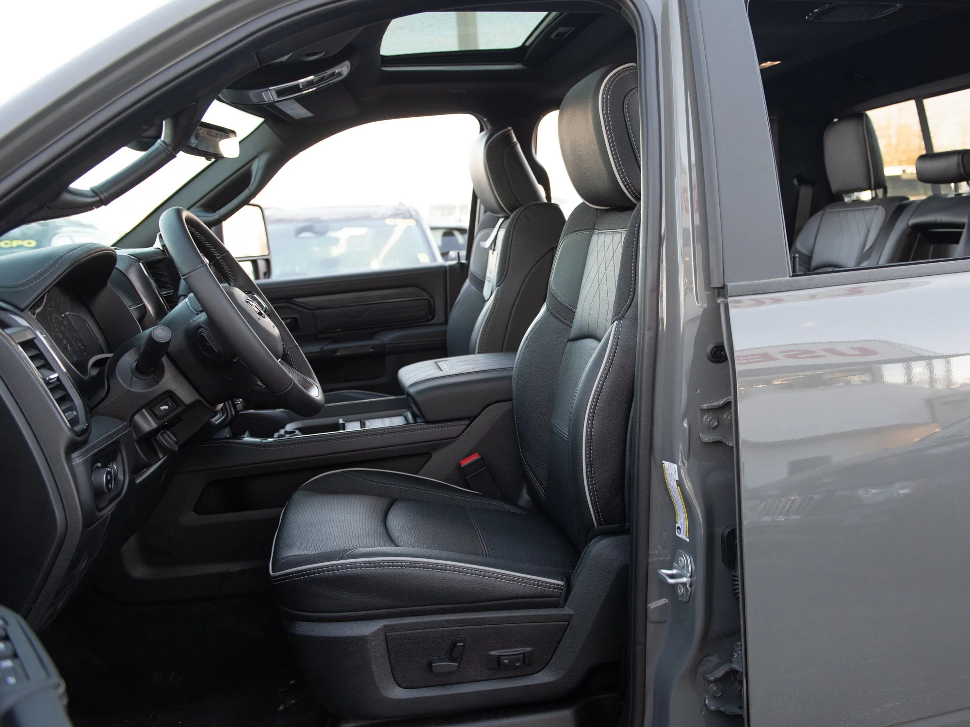 Used 2026 Grey RAM Limited* image 21