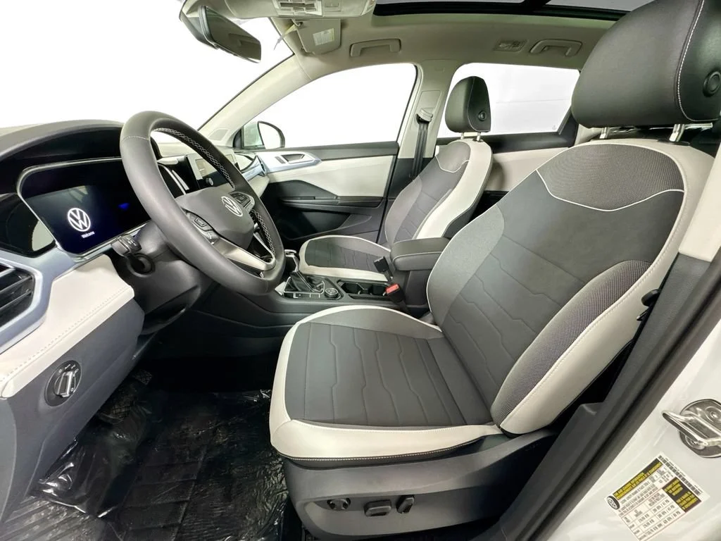 2026 Volkswagen Taos SE - Photo 6