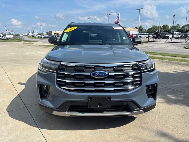 Certified Used 2025 Vapor Blue Ford Active image 5