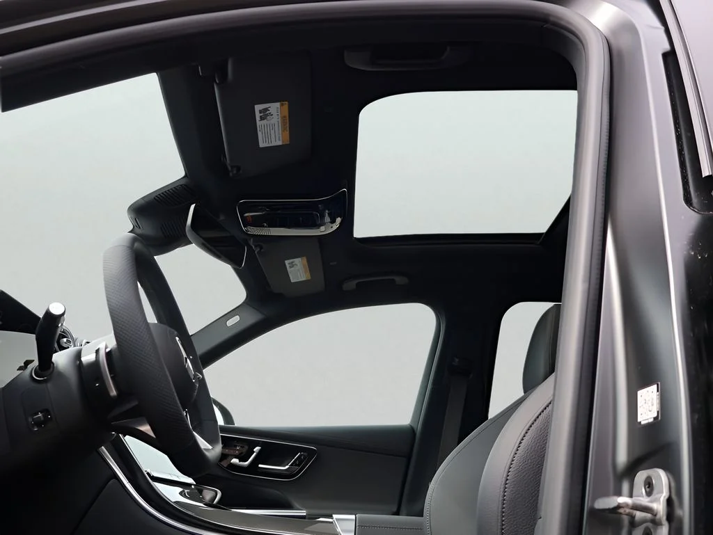 New 2026 MANUFAKTUR Graphite Gray Magno Mercedes-Benz GLC 300 image 40