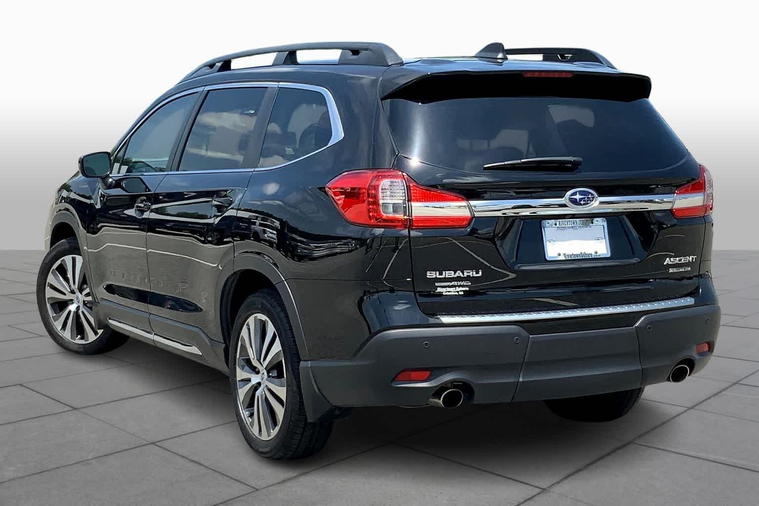 Used 2020 Crystal Black Silica Subaru Limited image 11