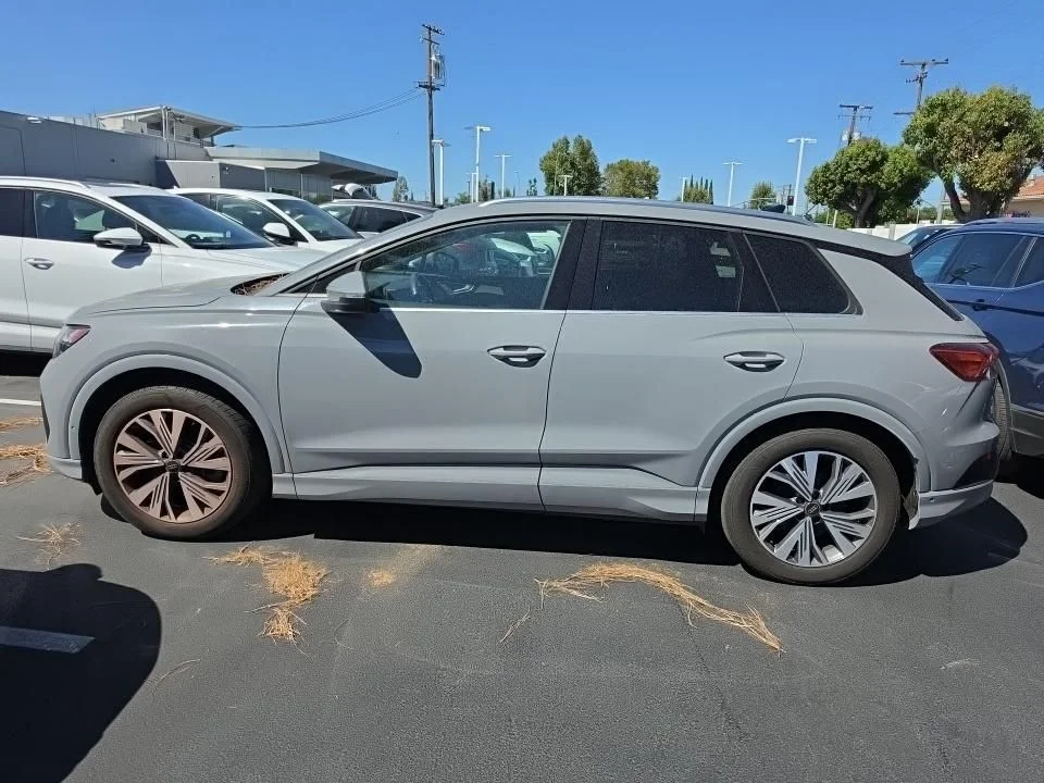 Used 2023 Gray Audi Premium Plus image 7